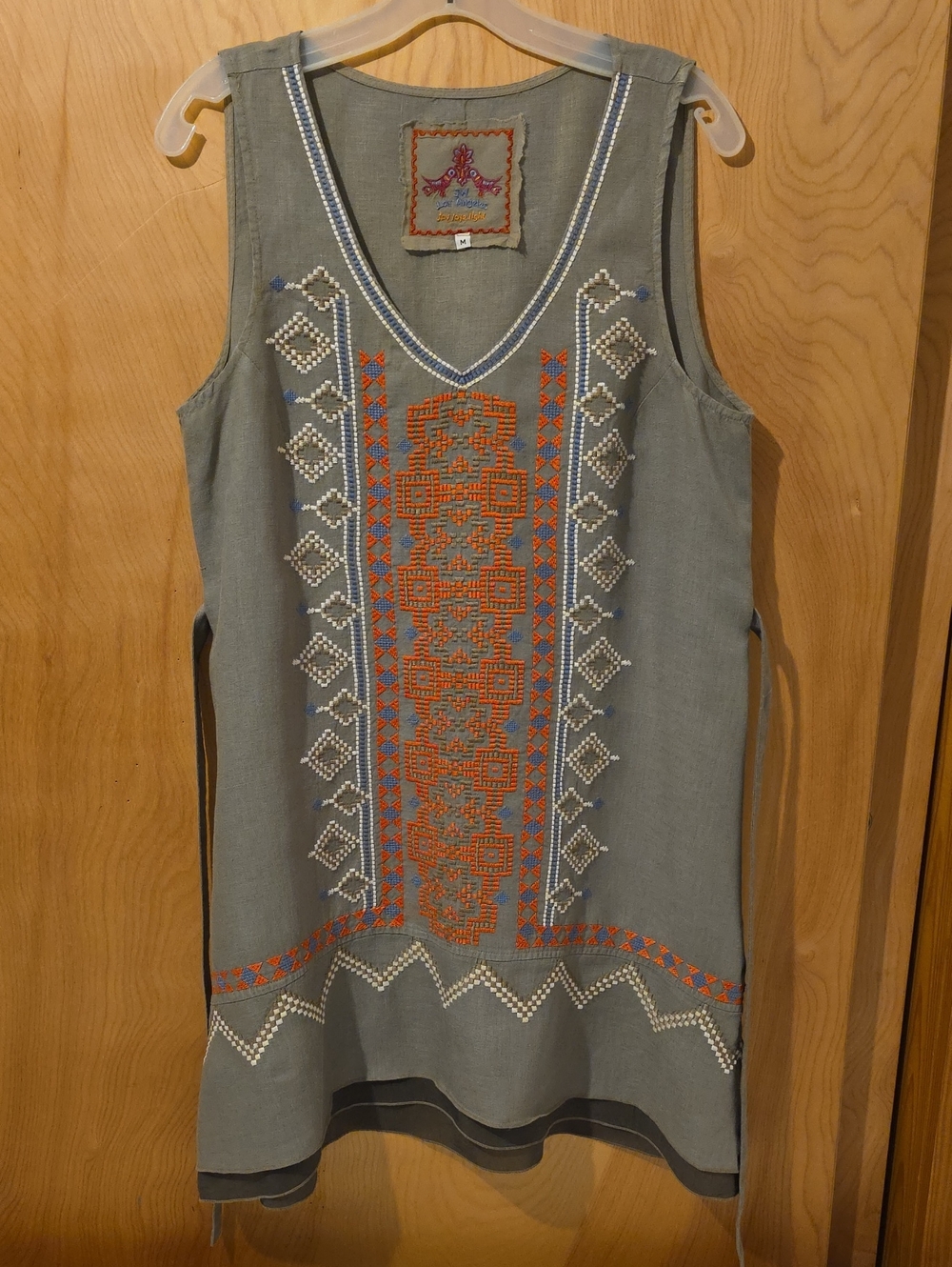 Johnny Was V-Neck Linen Sleeveless Dress Olive Green w Orange & Ivory Embroidery